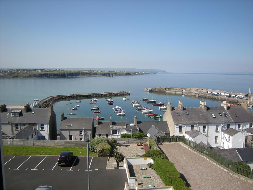 Ashlea House Hotel Portrush Buitenkant foto