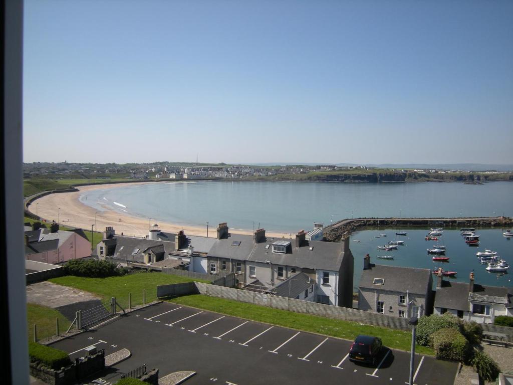 Ashlea House Hotel Portrush Buitenkant foto